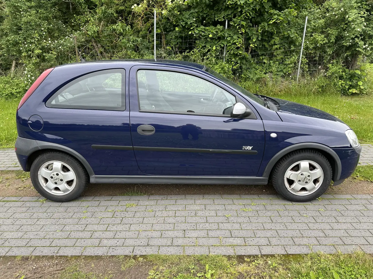 Opel Corsa 1.0 12V Njoy - 1