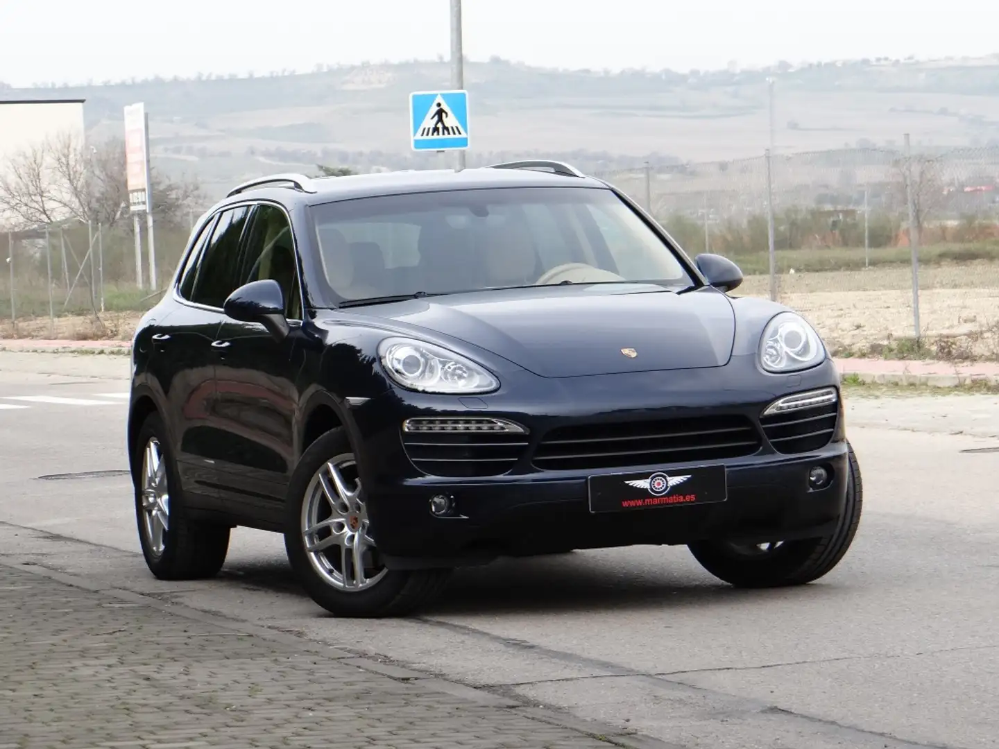 Porsche Cayenne Platinum Edition Aut. Niebieski - 2
