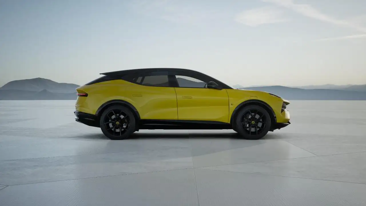 Lotus Eletre 2025