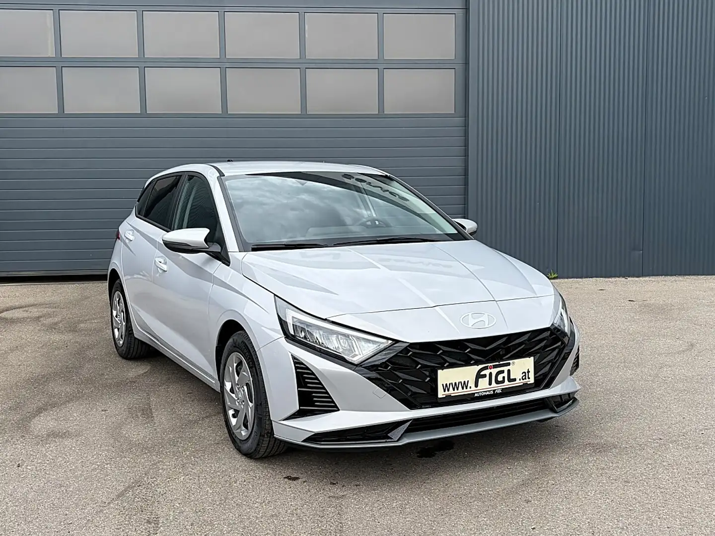 Hyundai i20 1,0 T-GDI GO Grau - 1