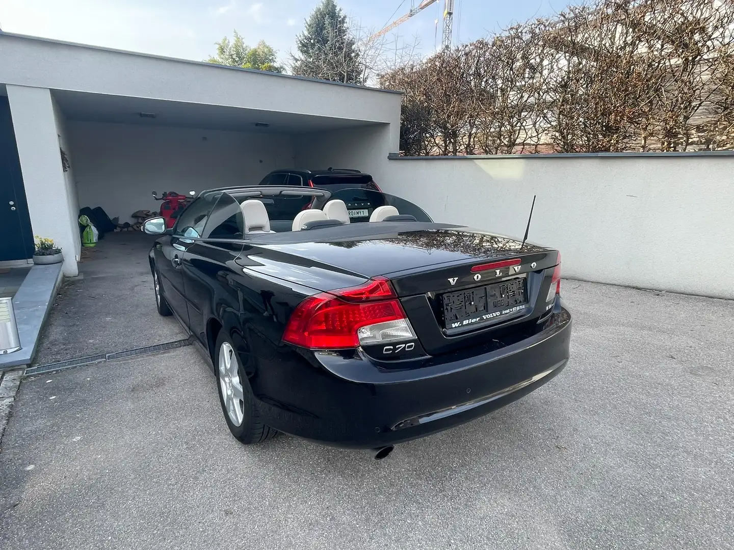 Volvo C70 C70 D3 Momentum Momentum Blau - 2