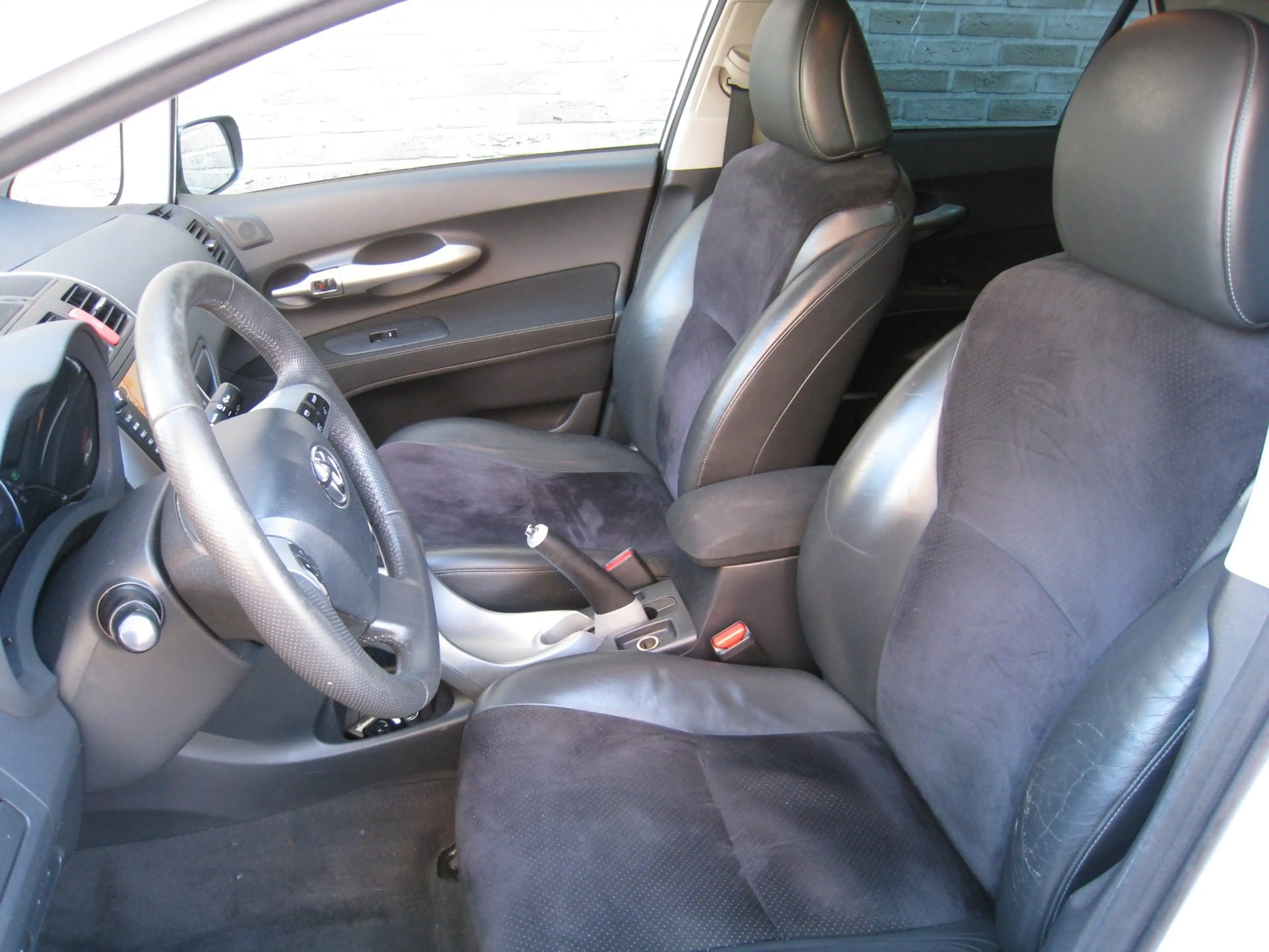 Toyota Auris 1.8 Full Hybrid Executive - 2eig! - Achteruitrijca — photo 19