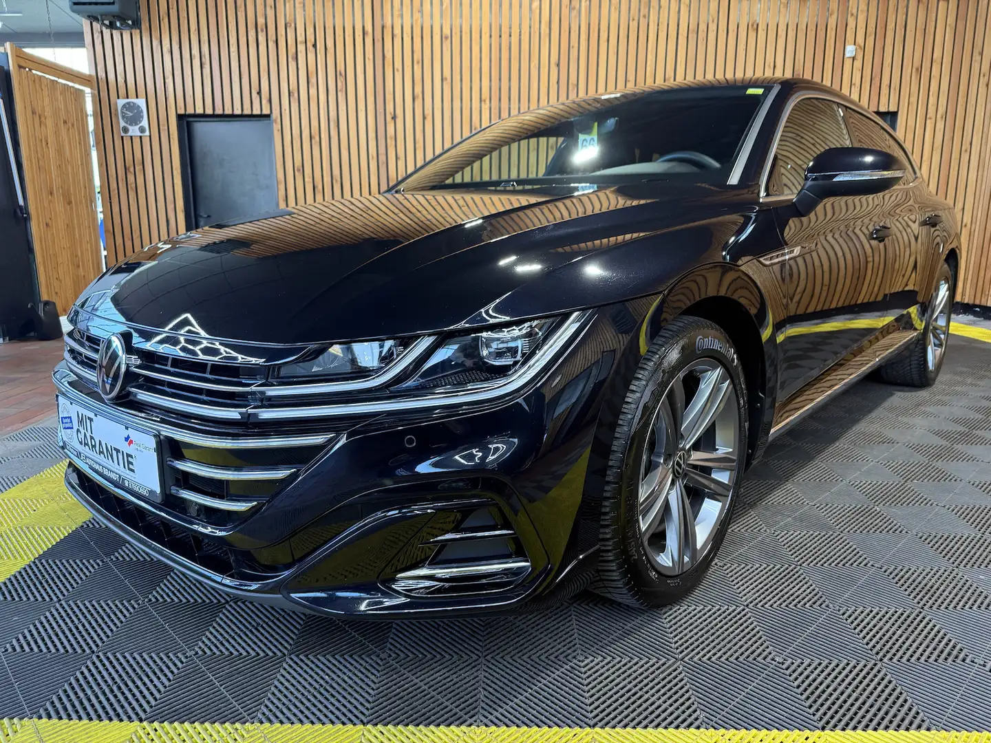 Volkswagen Arteon SB.2,0 TSI R-Line Navi*Kam*Virtual*AHK*IQ Schwarz - 1