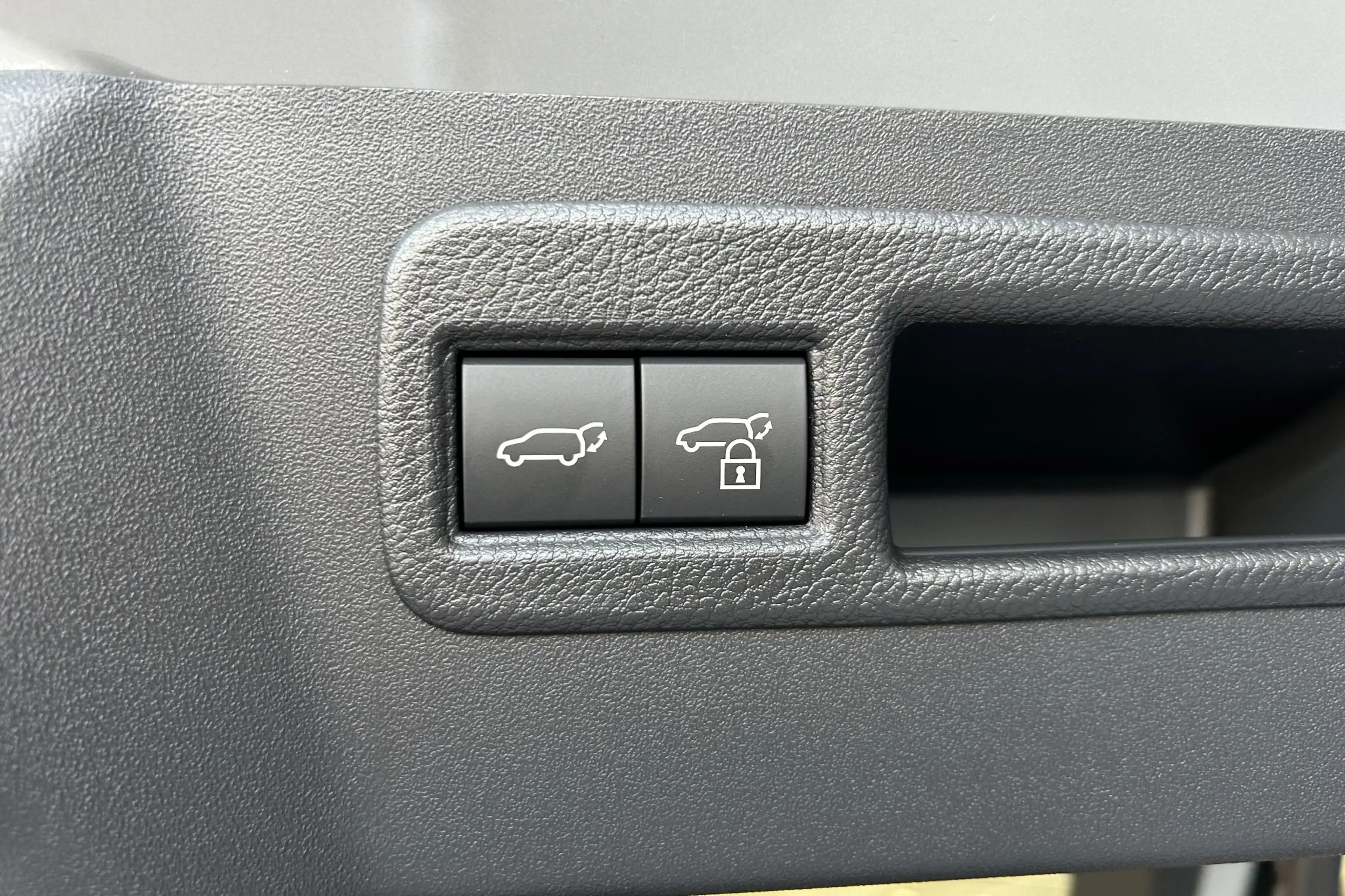 Toyota C-HR+ First Edition 77 kWh, Inruilpremie €2.500,- BSM, A — photo 7