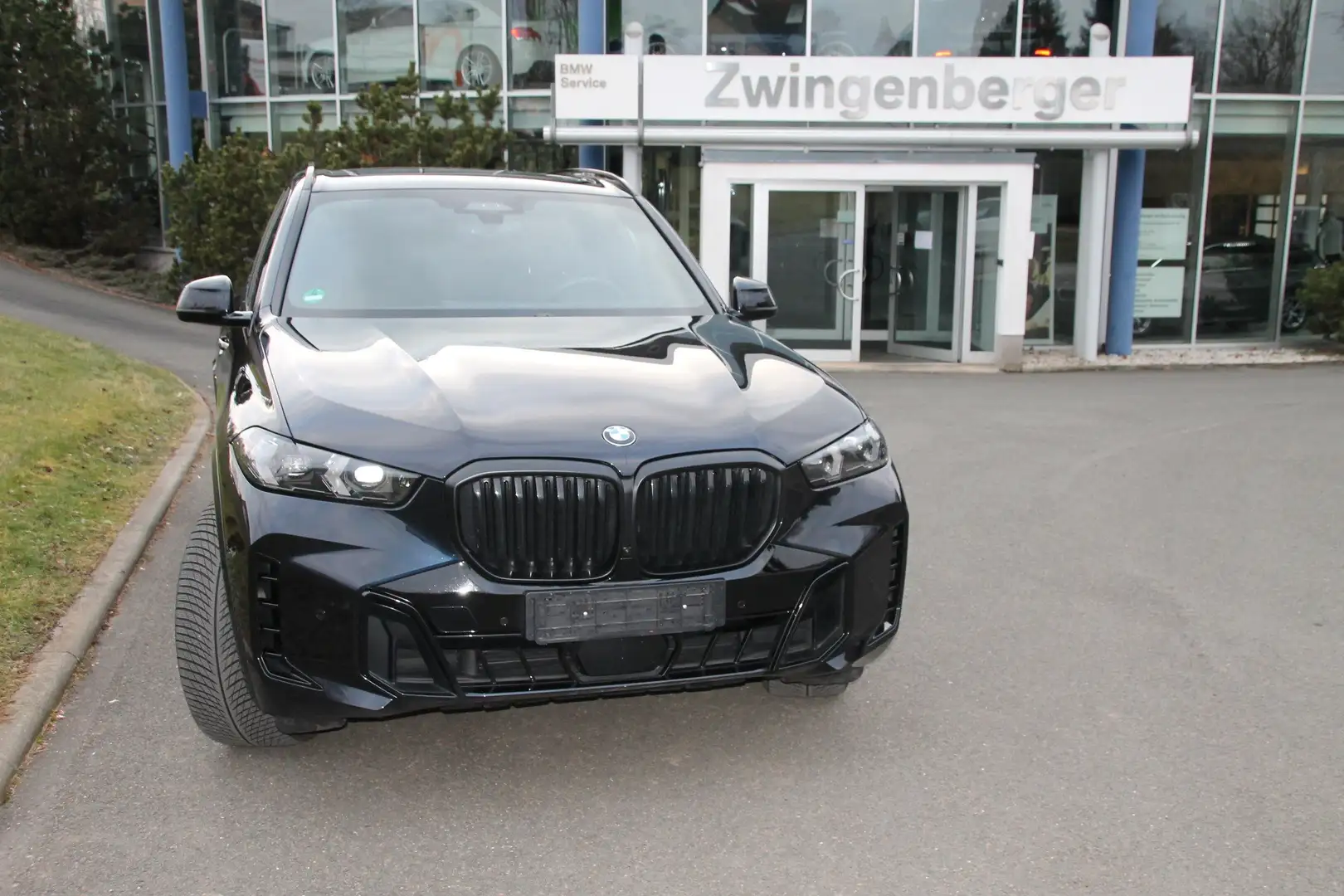 BMW X5 xDrive40d  M-Sport  Sandhzg.AHK Schwarz - 1