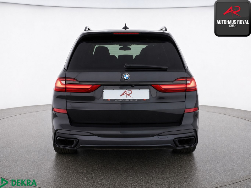 BMW X7 X7 M50i 7 SITZE M MULTIFUNKTIONSSITZE,LASER,B+W — photo 4