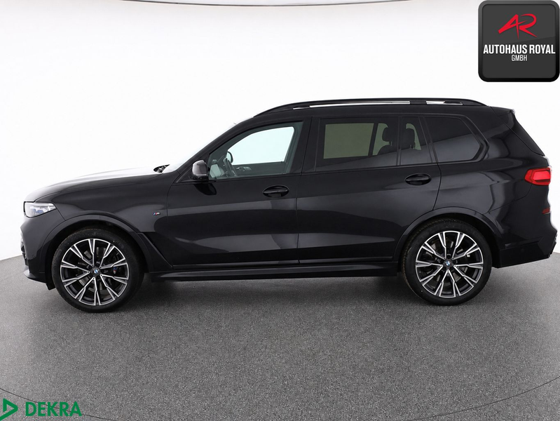 BMW X7 X7 M50i 7 SITZE M MULTIFUNKTIONSSITZE,LASER,B+W — photo 2