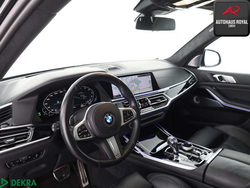 BMW X7 X7 M50i 7 SITZE M MULTIFUNKTIONSSITZE,LASER,B+W — photo 9