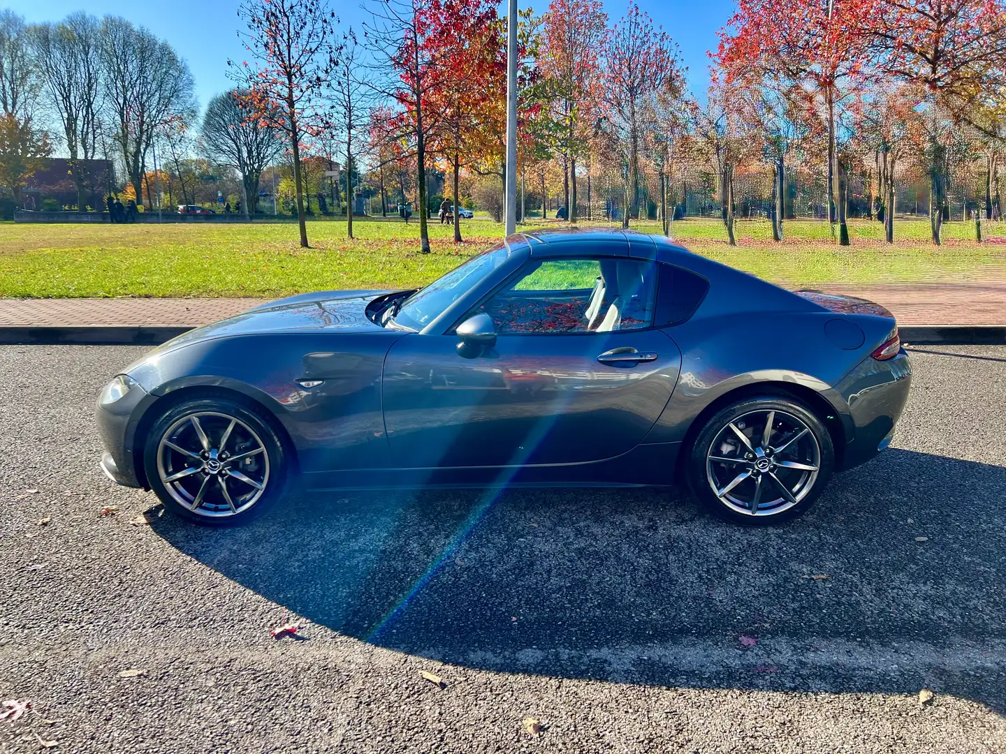 Mazda MX-5 RF SKYACTIV-G 160 Exclusive-Line Gri - 1