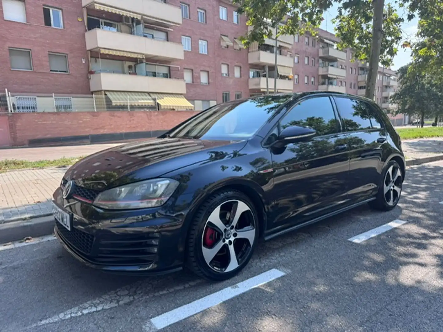 Volkswagen Golf GTI 2.0 TSI DSG 220 Negro - 1