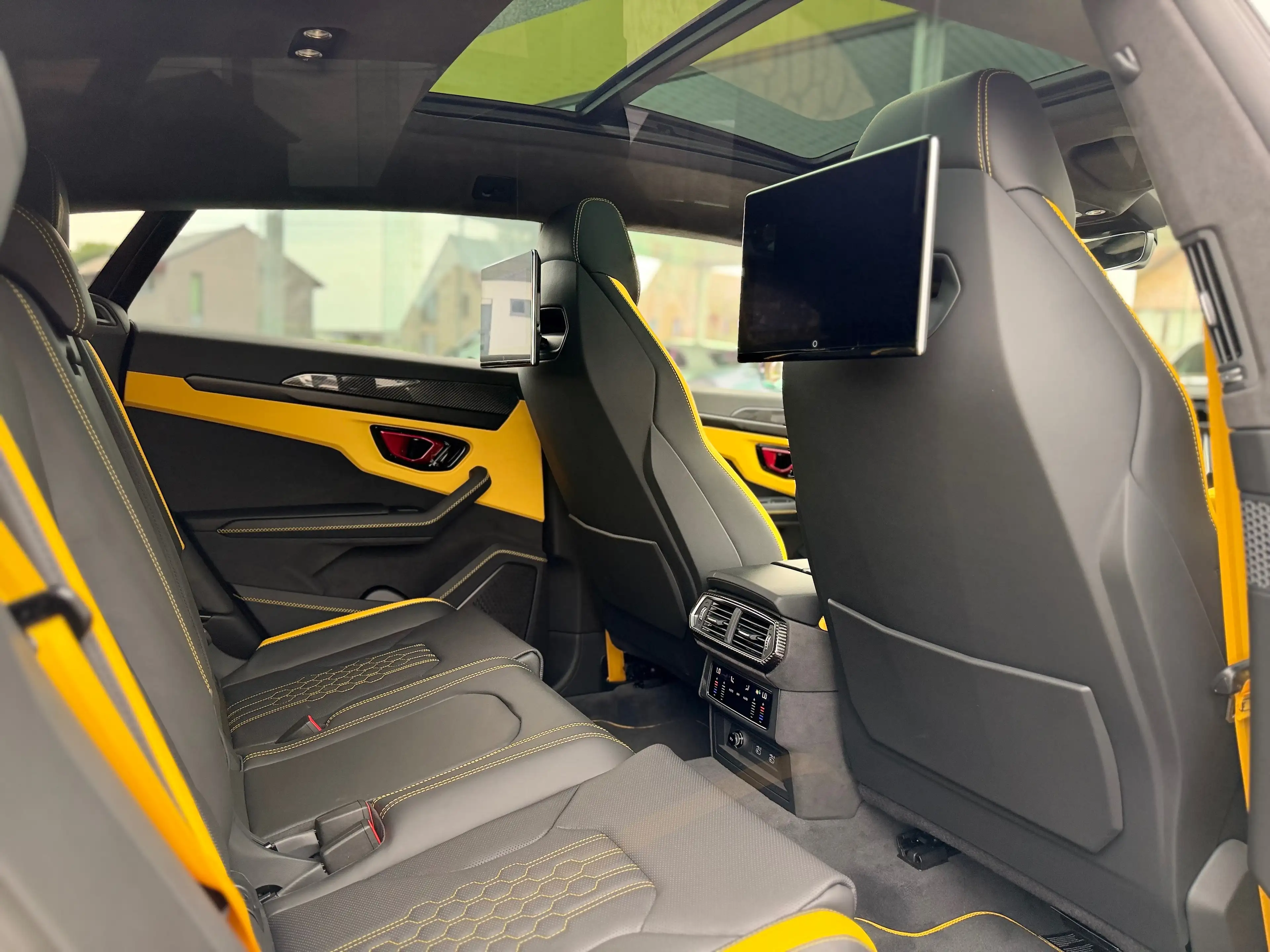 Lamborghini Urus Urus SE PHEV 4.0 BiTurbo V8 MY26 - CARBON - FULL OPTION! - — photo 13