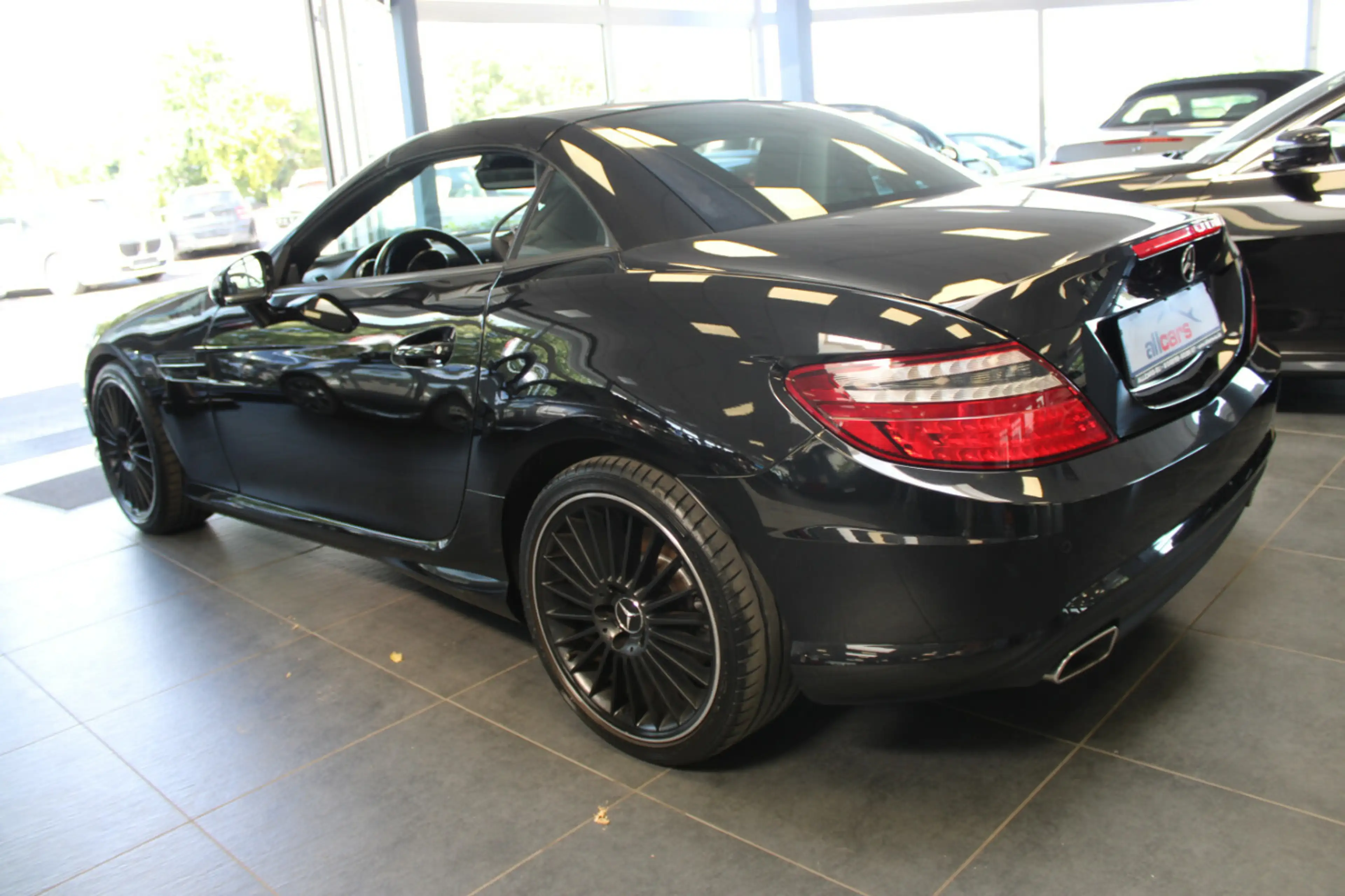 Mercedes-Benz SLK 200 AMG Edition - Panorama - — photo 8