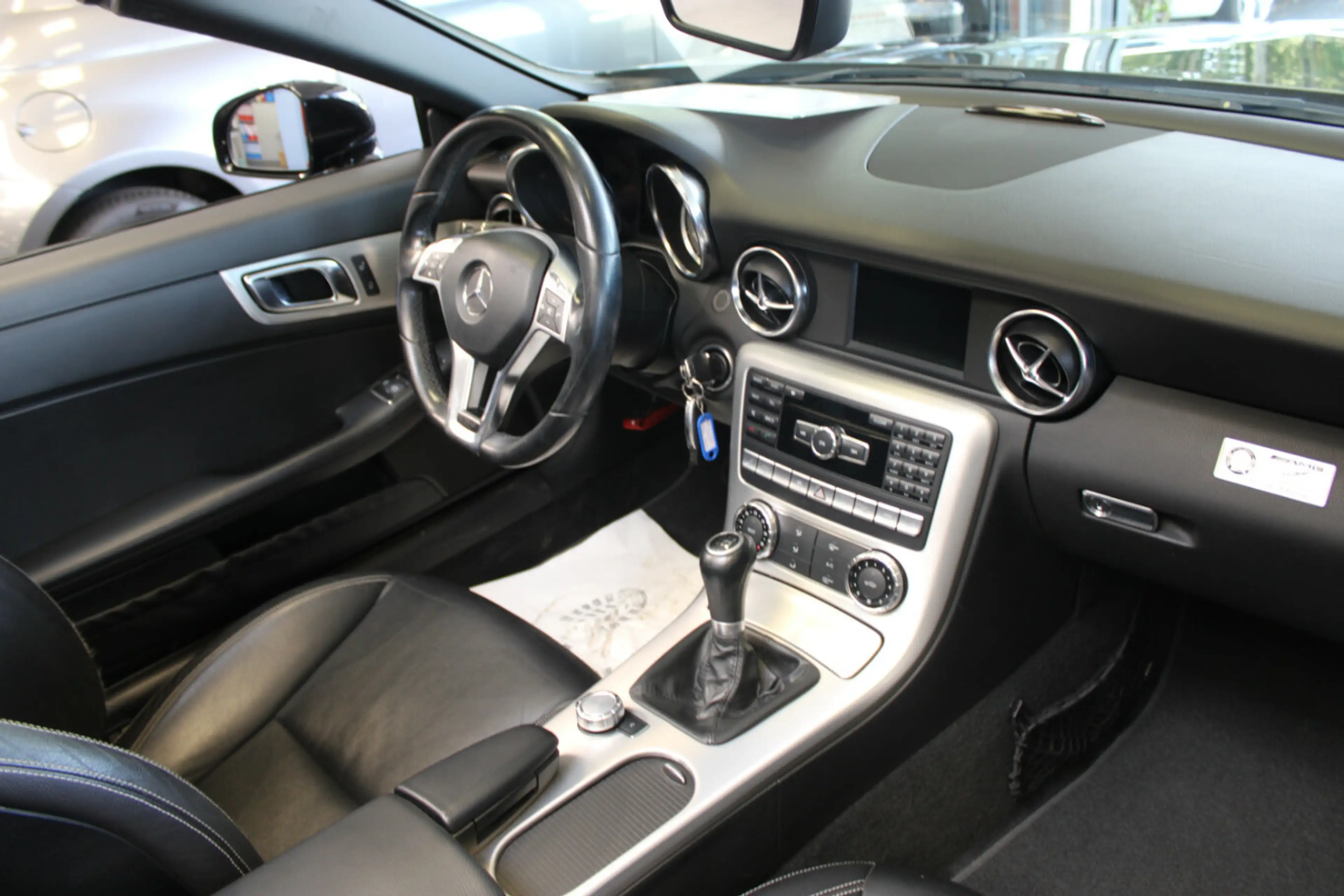 Mercedes-Benz SLK 200 AMG Edition - Panorama - — photo 12