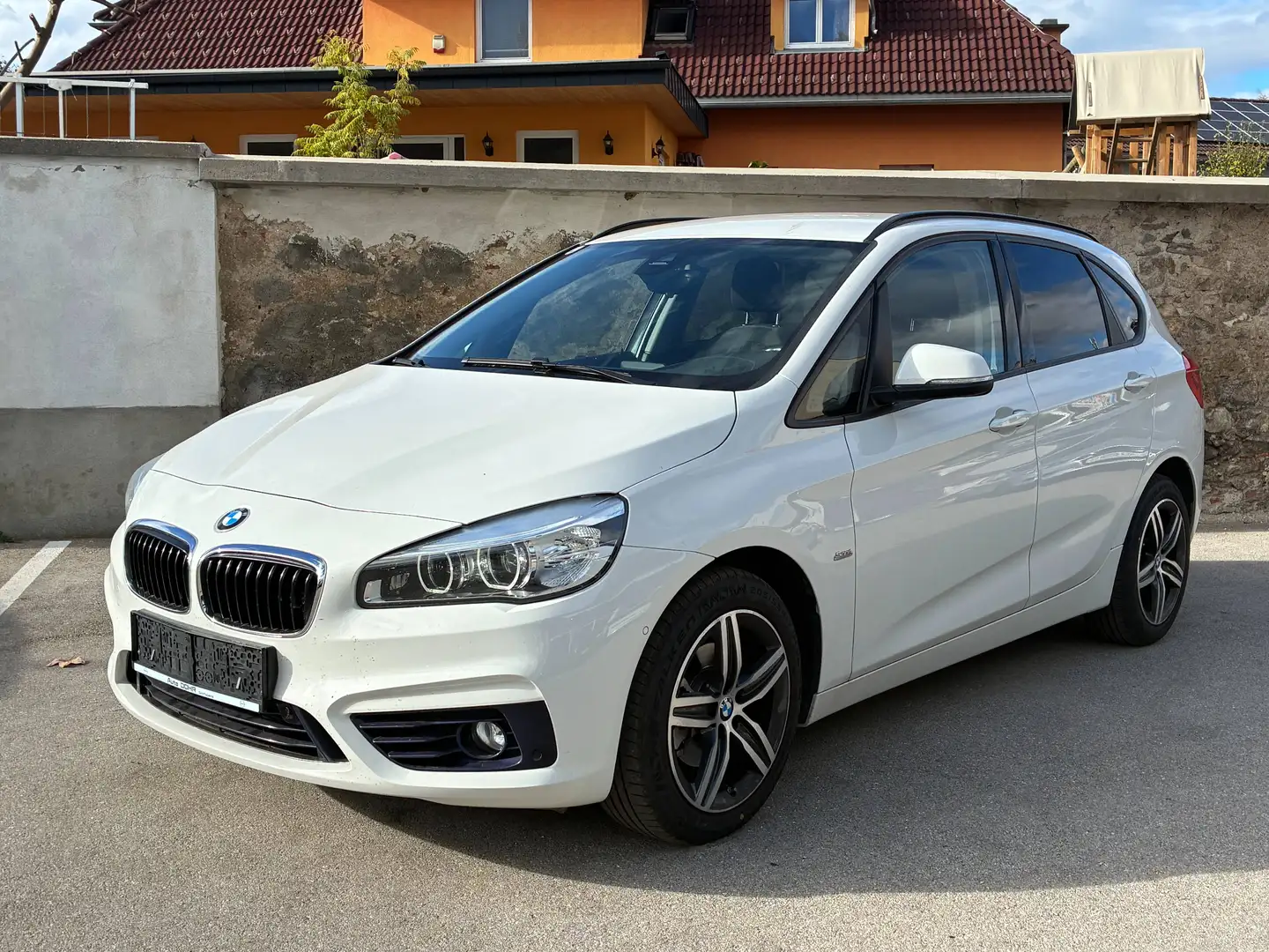 BMW 218 218 d Sport Line Aut. Weiß - 2