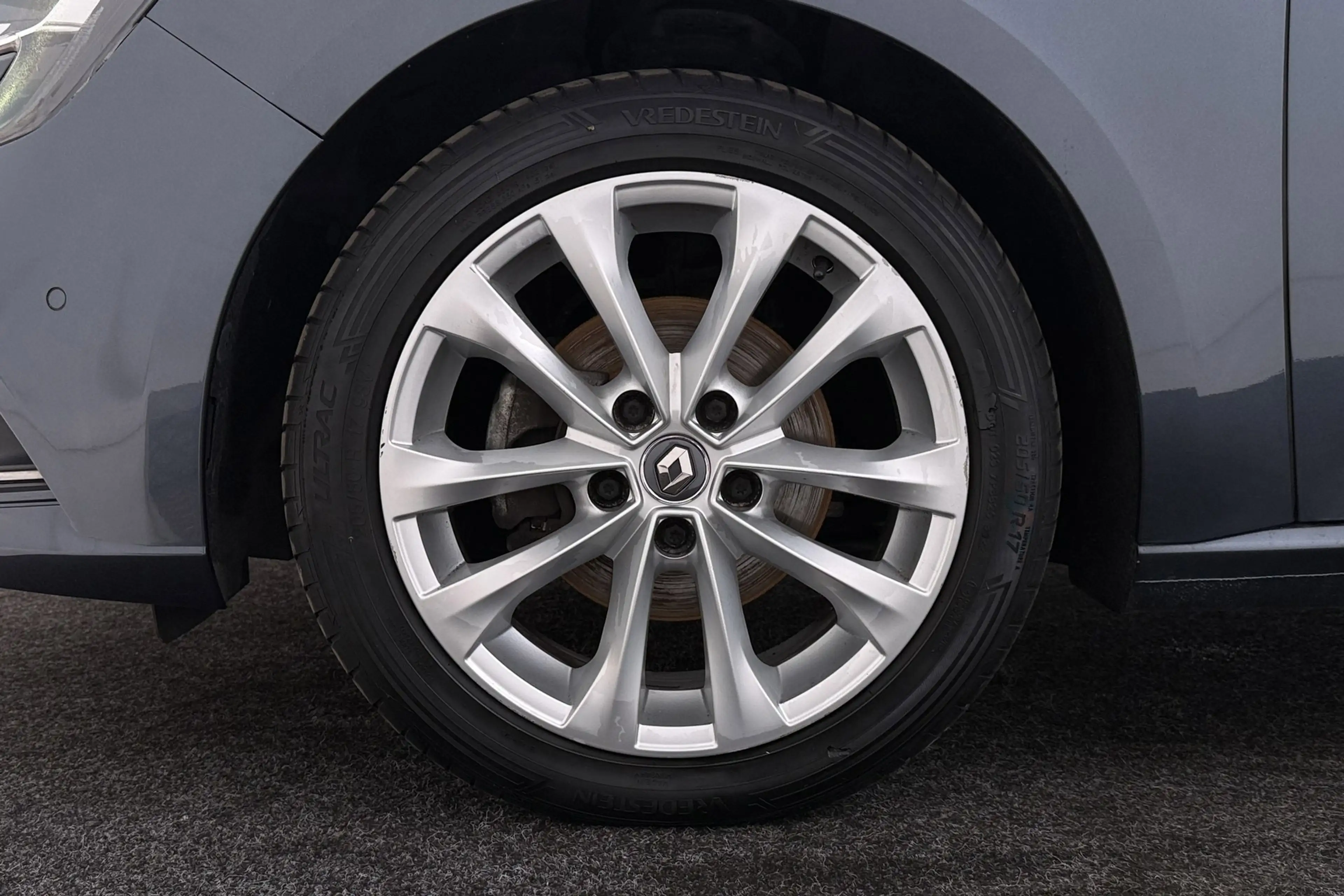 Renault Megane Estate 1.3 TCe Limited | Trekhaak | Camera | CarPl — photo 39