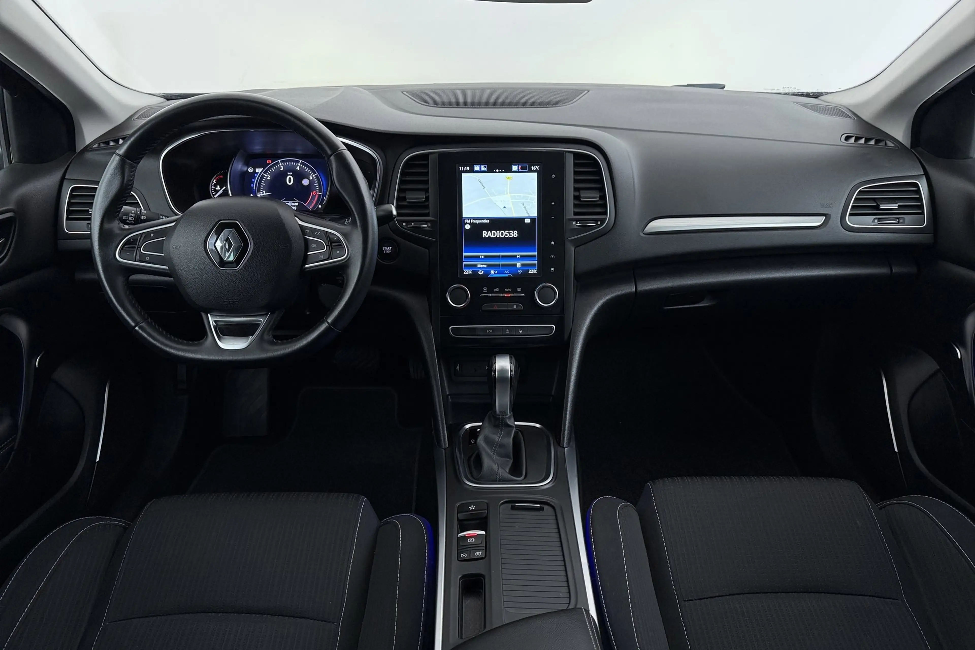 Renault Megane Estate 1.3 TCe Limited | Trekhaak | Camera | CarPl — photo 7