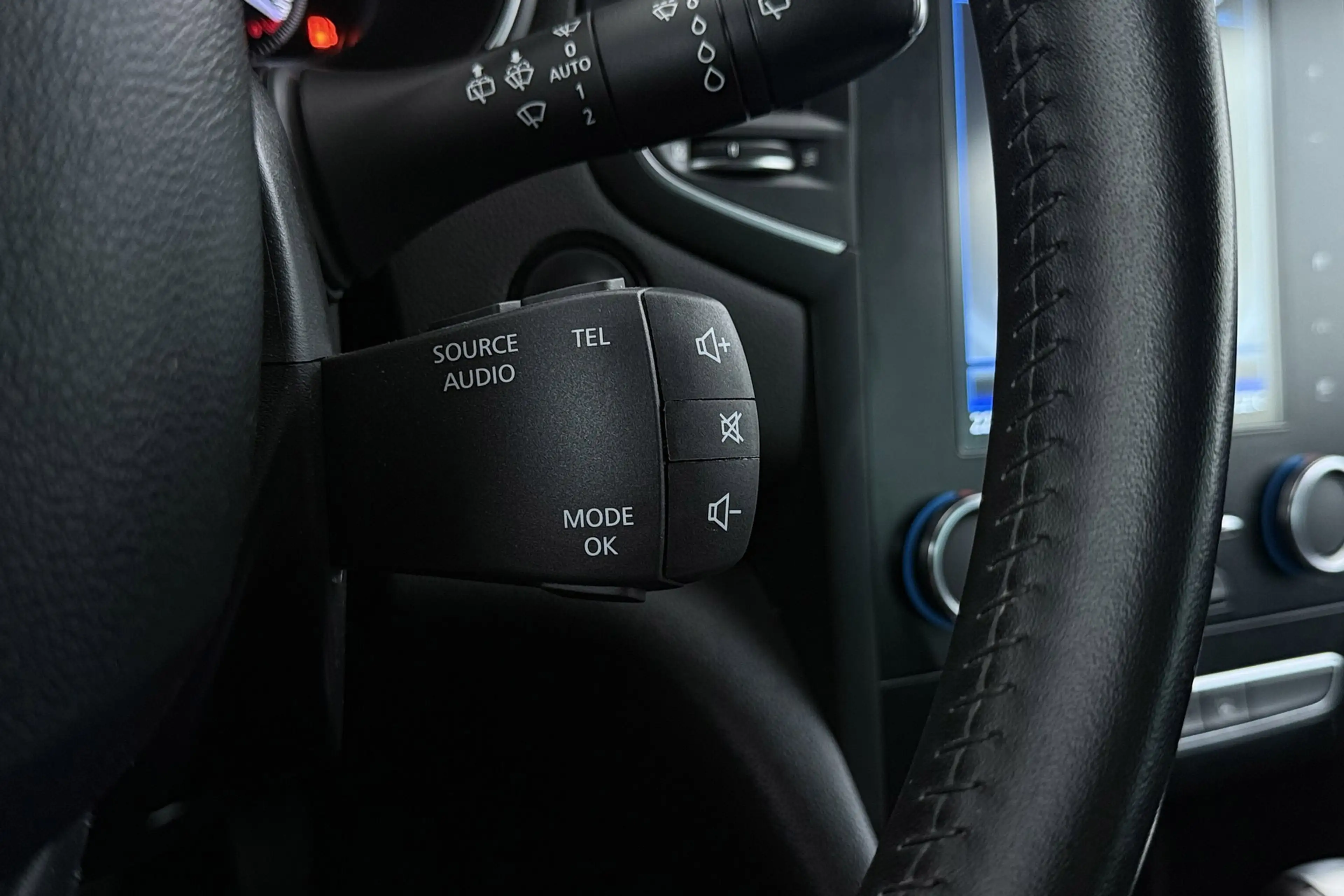 Renault Megane Estate 1.3 TCe Limited | Trekhaak | Camera | CarPl — photo 32