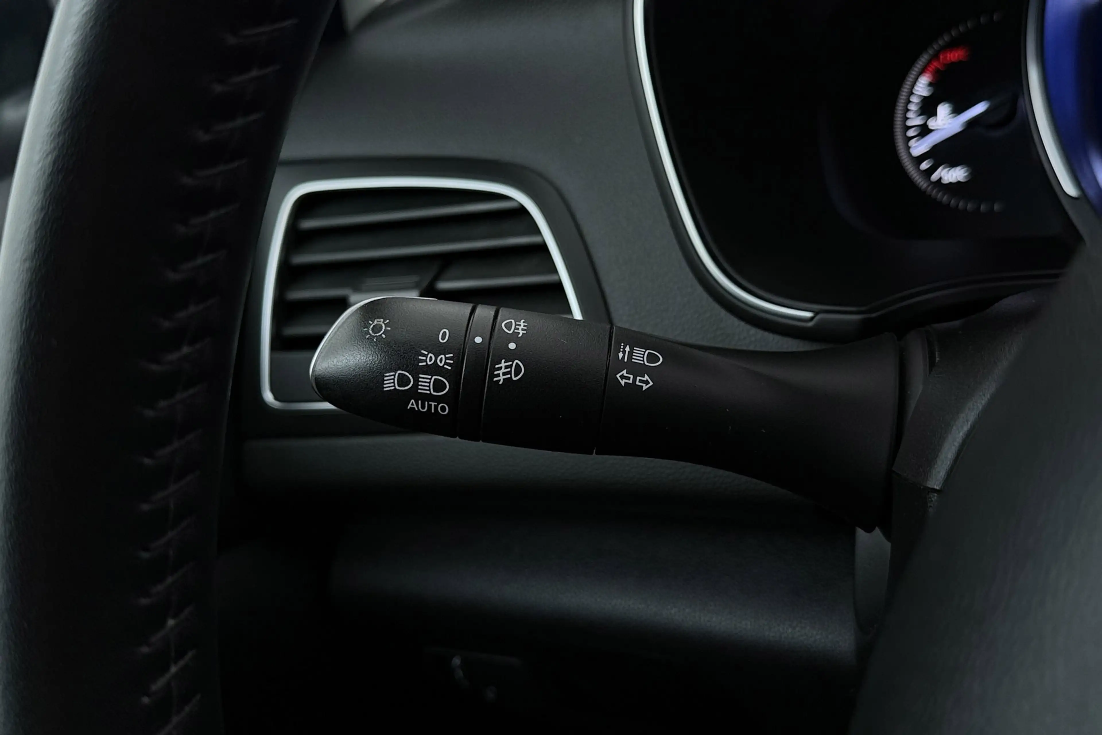 Renault Megane Estate 1.3 TCe Limited | Trekhaak | Camera | CarPl — photo 30