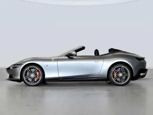 Ferrari Roma view 8