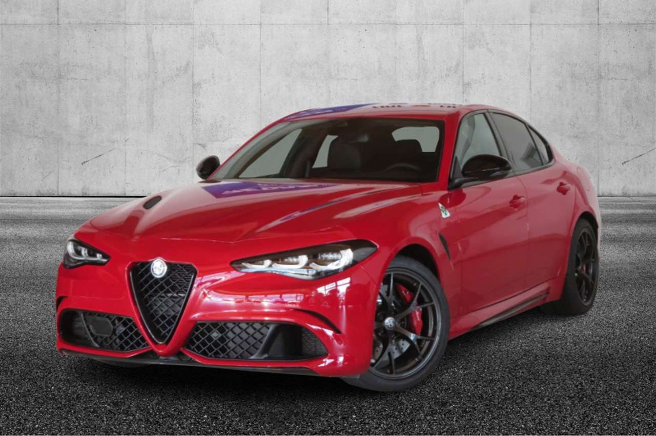 Alfa Romeo Giulia 2.9 T V6 AT8 Quadrifoglio