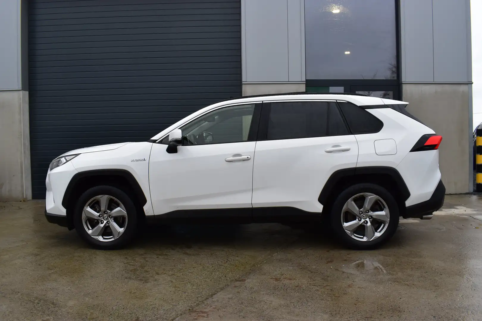 Toyota RAV 4 Hybrid 2.5i 4X4 Dynamic *Pano - JBL* Garantie Blanc - 2