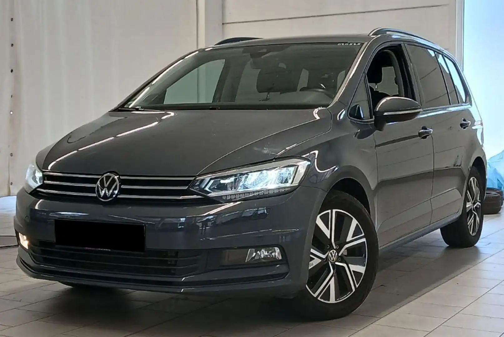 Volkswagen Touran 1,5 TSI LED+Kamera+Panorama+7-Sitzer+ACC Grau - 2