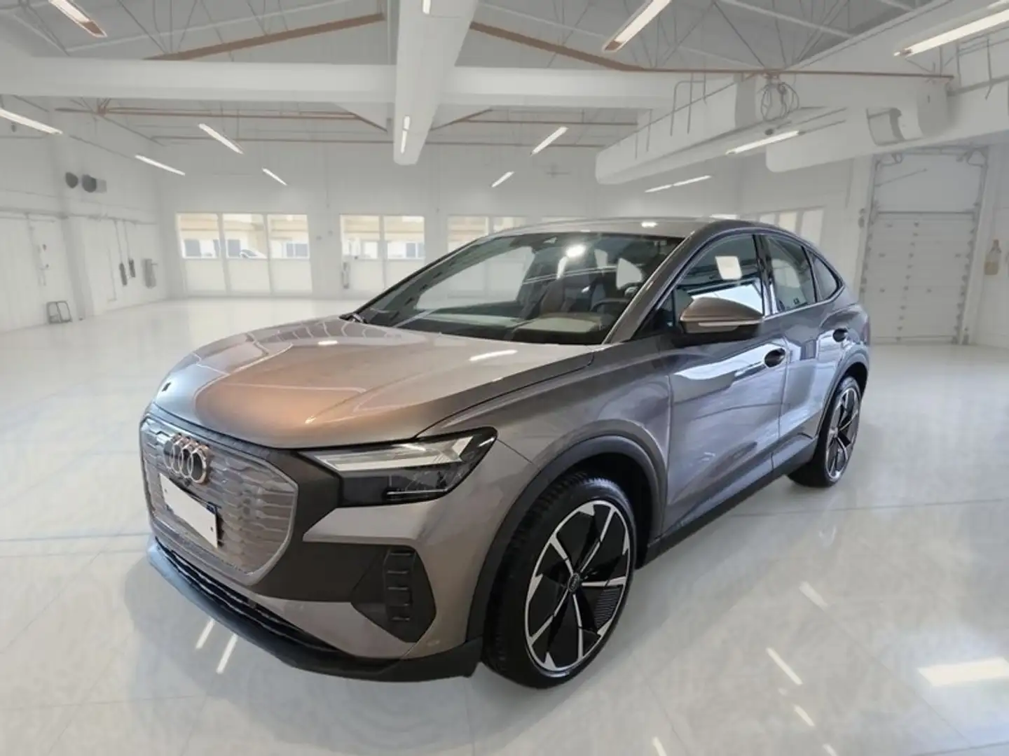 Audi Q4 e-tron SPORTBACK 35 e-tron - 1