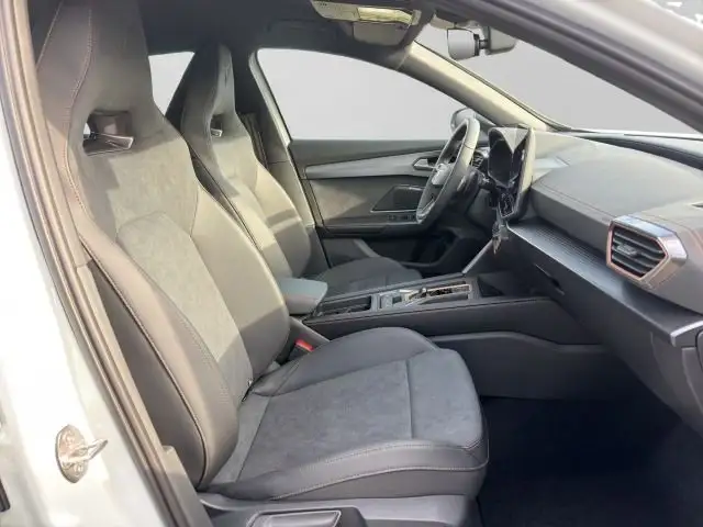 CUPRA Formentor view 4