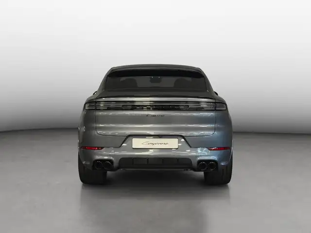 Porsche Cayenne view 4