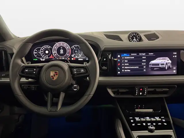 Porsche Cayenne view 12