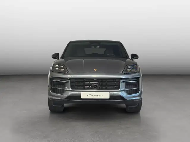Porsche Cayenne view 8