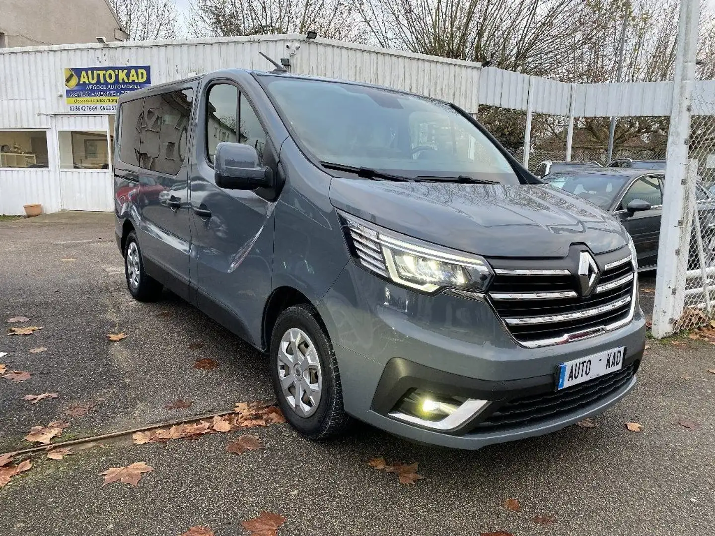 Renault Trafic L1 dCi 150 Energy SetS Intens TVA récupérable Gris - 1