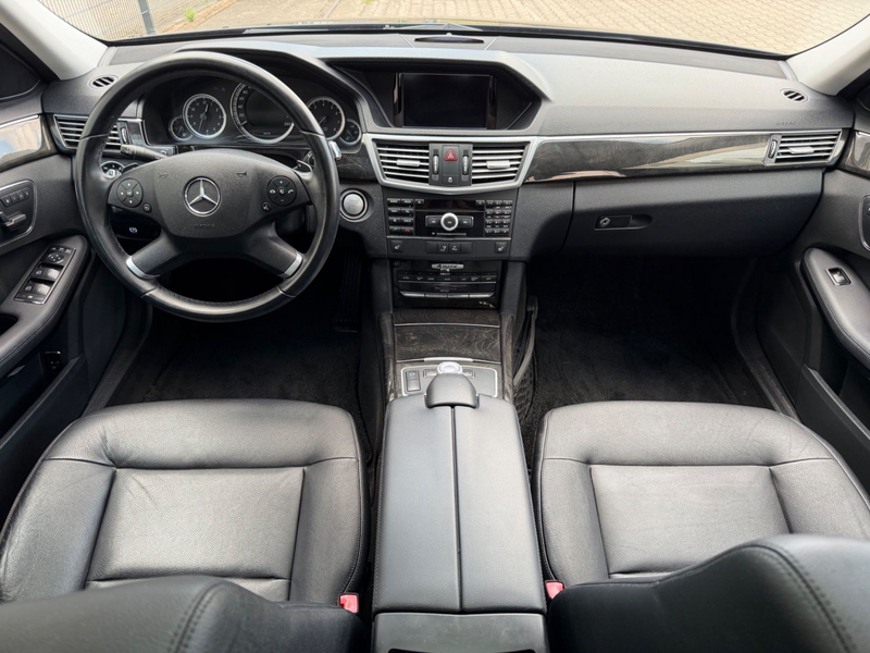 Mercedes-Benz E 350 T 4Matic GSD/LEDER/RFK/MEMORY — photo 6