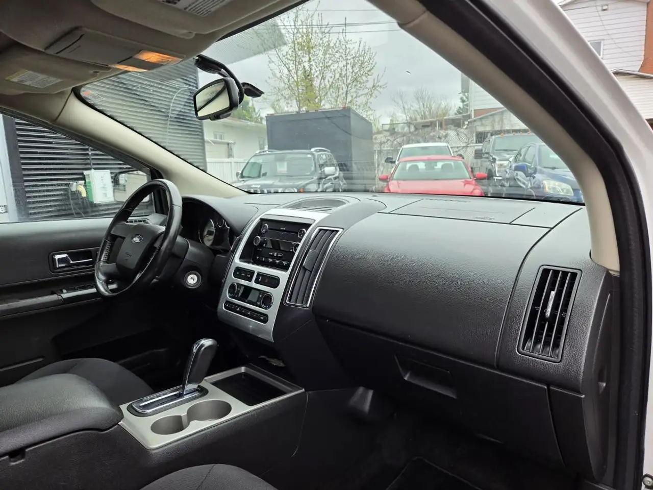 Ford Edge photo Ford Edge