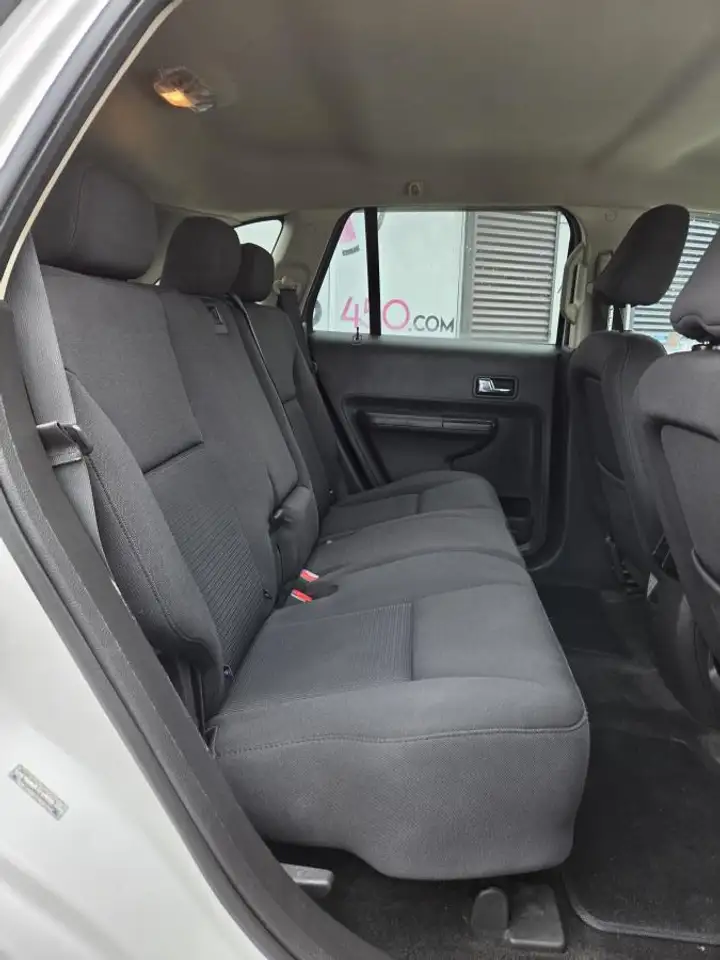 Ford Edge photo Ford Edge