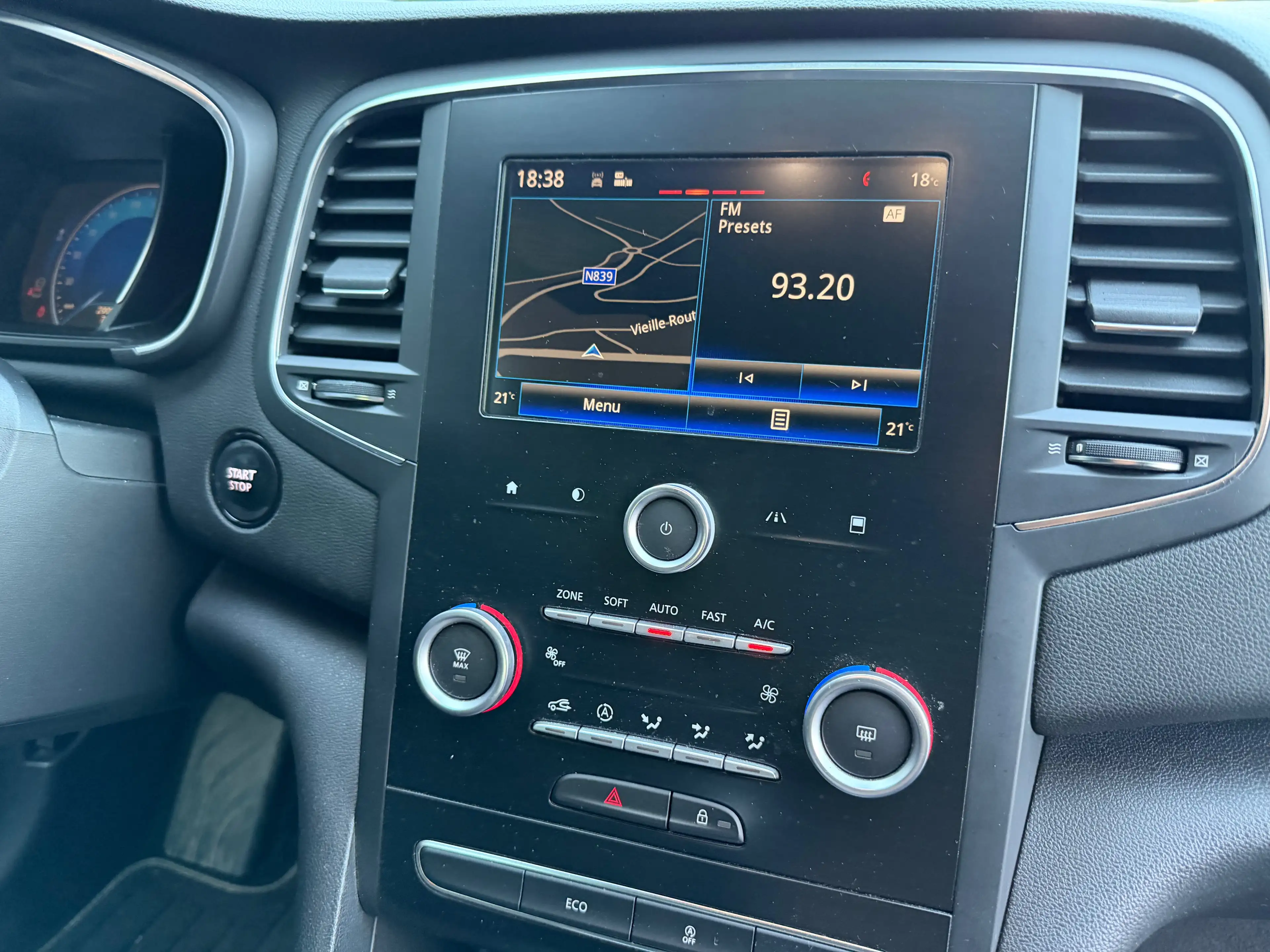 Renault Megane SW 1.5 dCi Energy GT-Line NAVI+LED+CLIM AUTO+CRUISE — photo 10