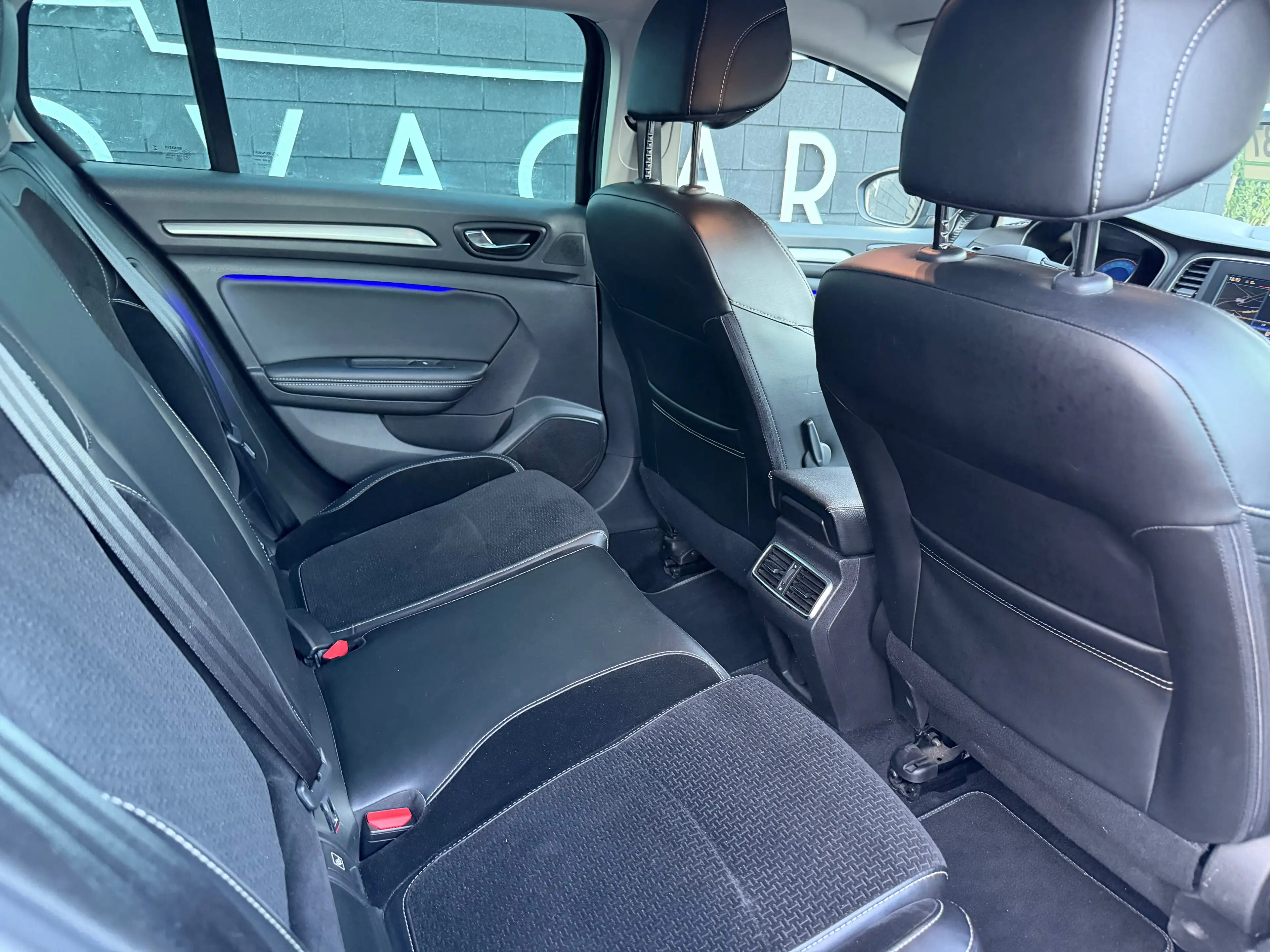 Renault Megane SW 1.5 dCi Energy GT-Line NAVI+LED+CLIM AUTO+CRUISE — photo 13