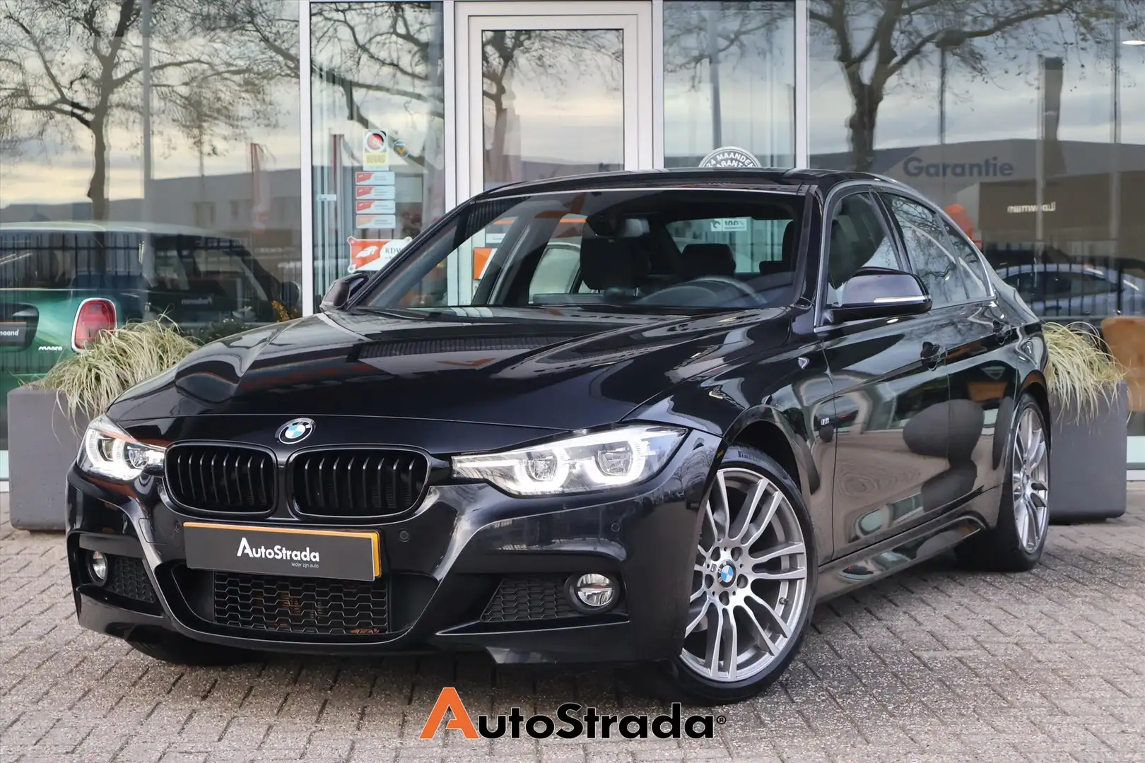BMW 320 3-Serie (f30) 320i M-Sport 184pk | Camera | Cruise Noir - 1