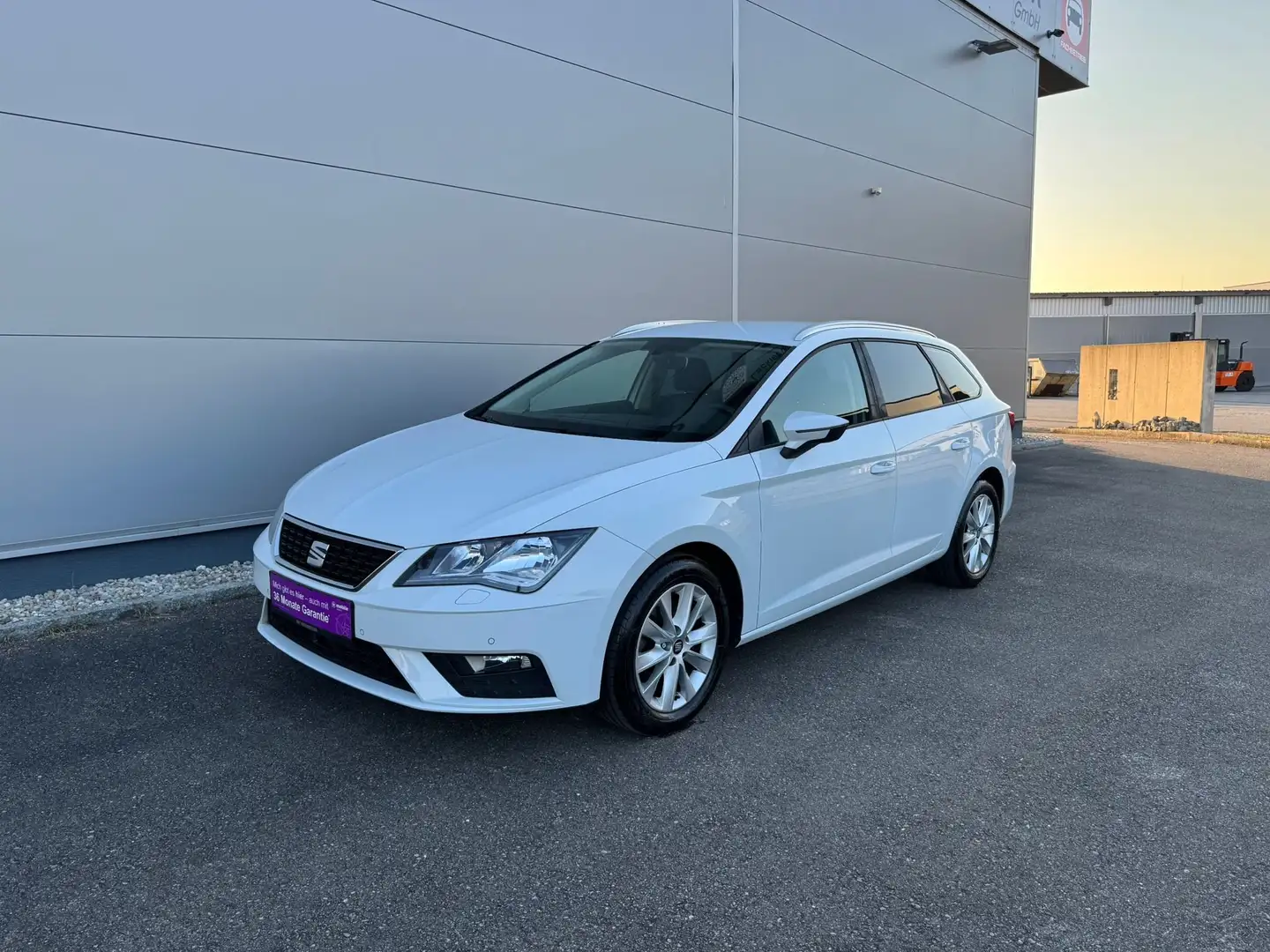 SEAT Leon ST Style TDI **APP**GARANTIE**PICKERL NEU** Weiß - 2