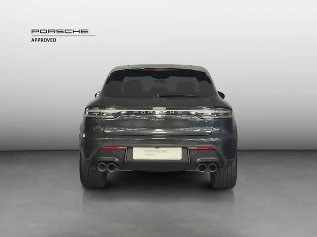 Porsche Macan view 4