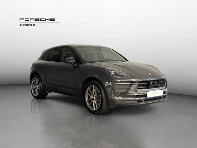 Porsche Macan view 7