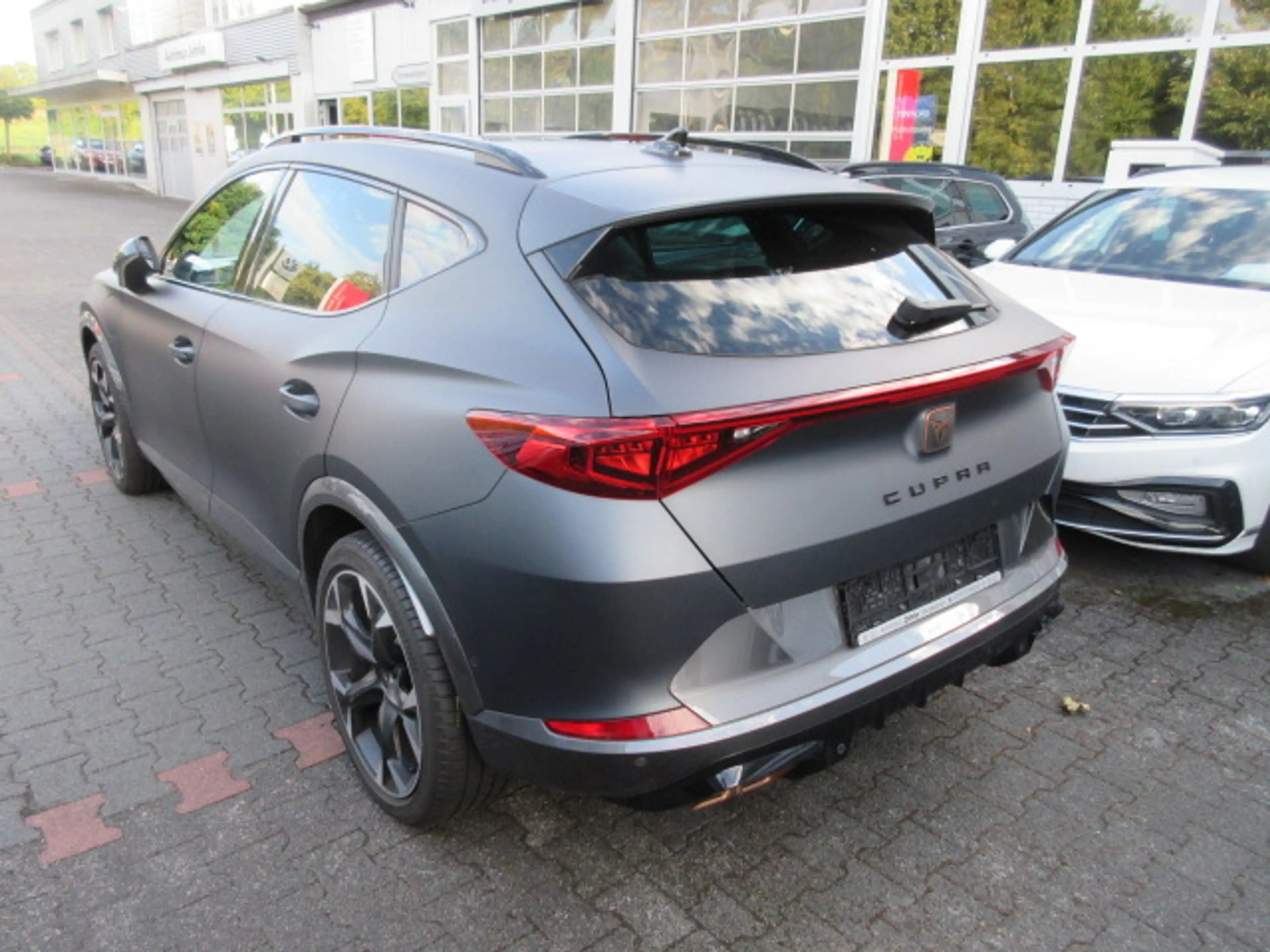 CUPRA Formentor VZ 1.4 eHybrid DSG NAVI PANORAMA KAMERA MATRIX LED ALU ACC APS SITZHEIZUNG CLIMATRONIC — photo 4