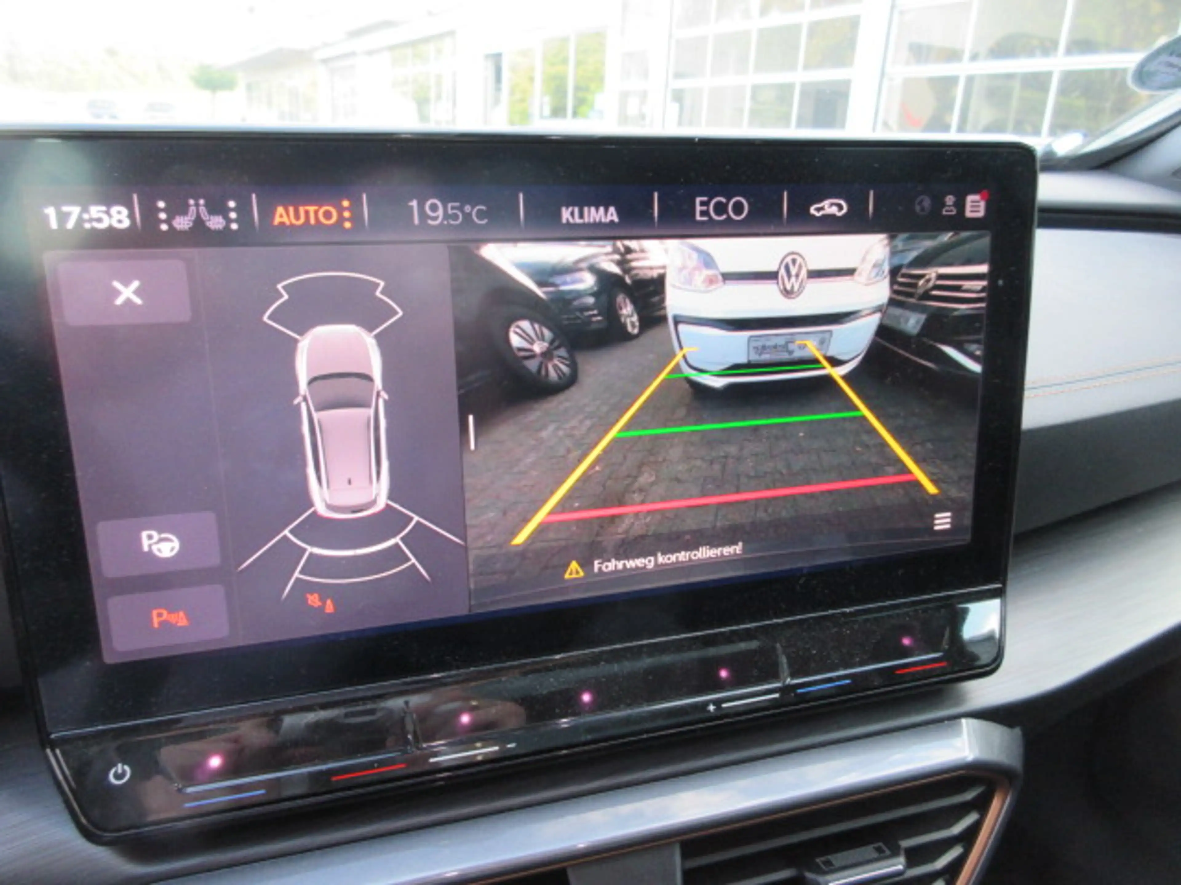 CUPRA Formentor VZ 1.4 eHybrid DSG NAVI PANORAMA KAMERA MATRIX LED ALU ACC APS SITZHEIZUNG CLIMATRONIC — photo 11