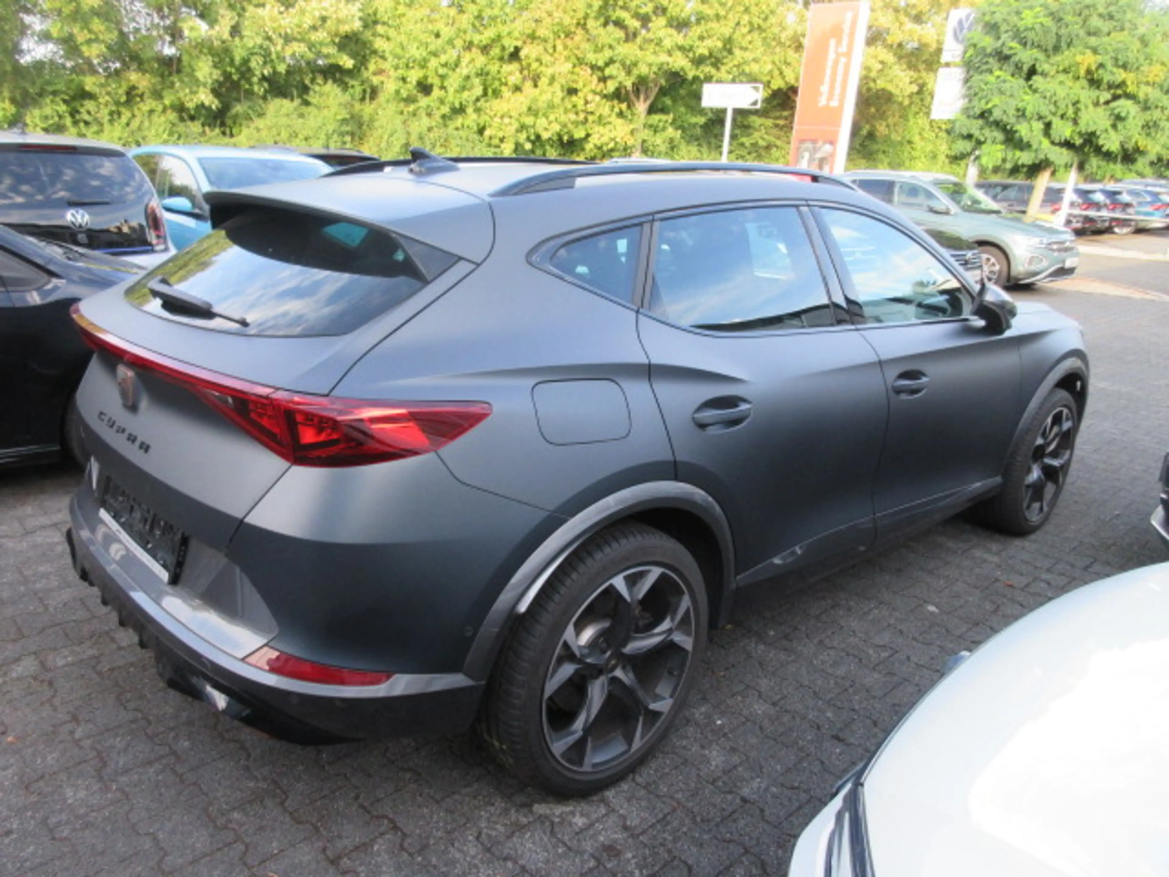 CUPRA Formentor VZ 1.4 eHybrid DSG NAVI PANORAMA KAMERA MATRIX LED ALU ACC APS SITZHEIZUNG CLIMATRONIC — photo 2