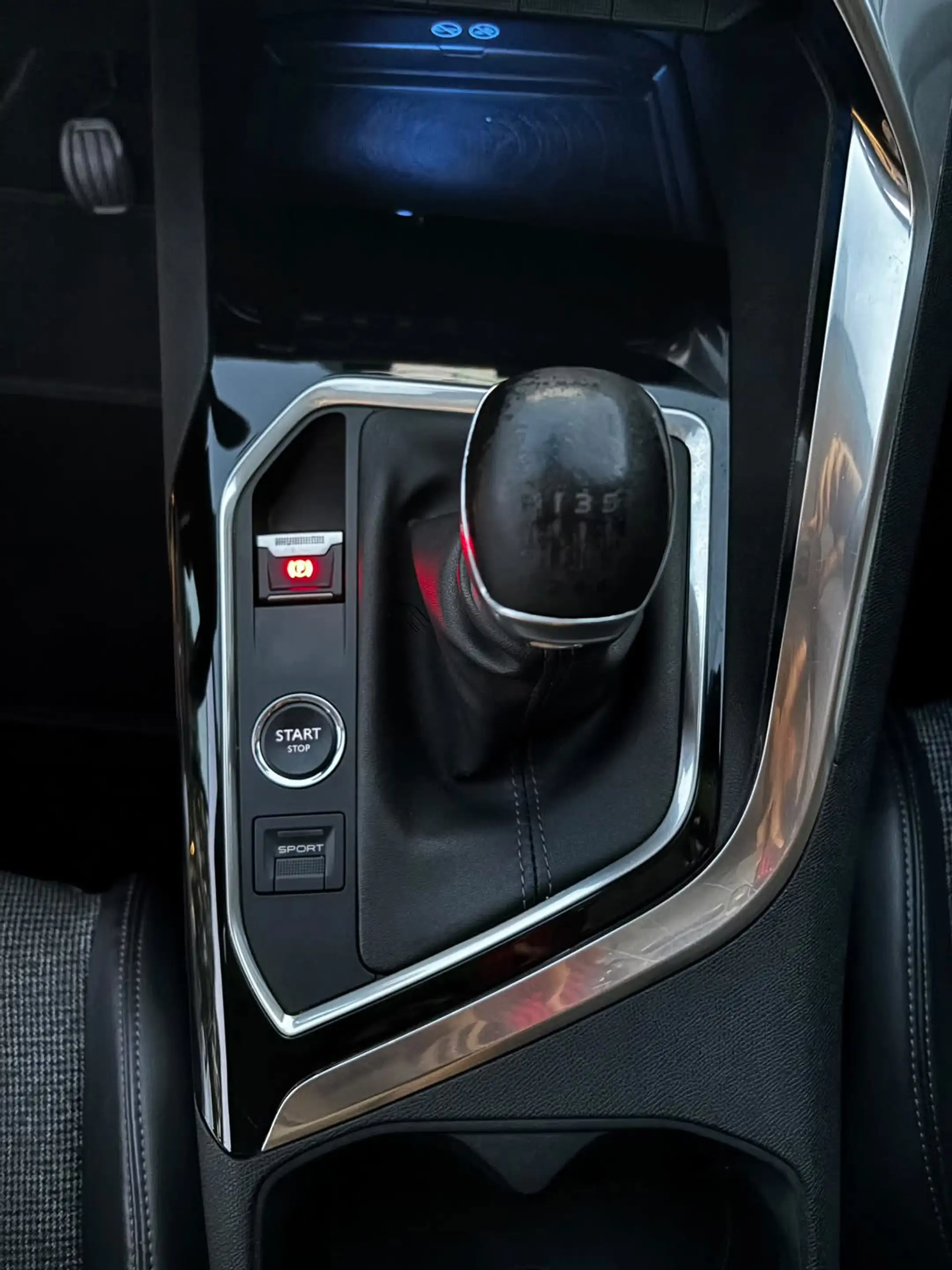 Peugeot 3008 1.2 PureTech GT Line TREKHAAK|CARPLAY|KEYLESS|CAME — photo 19
