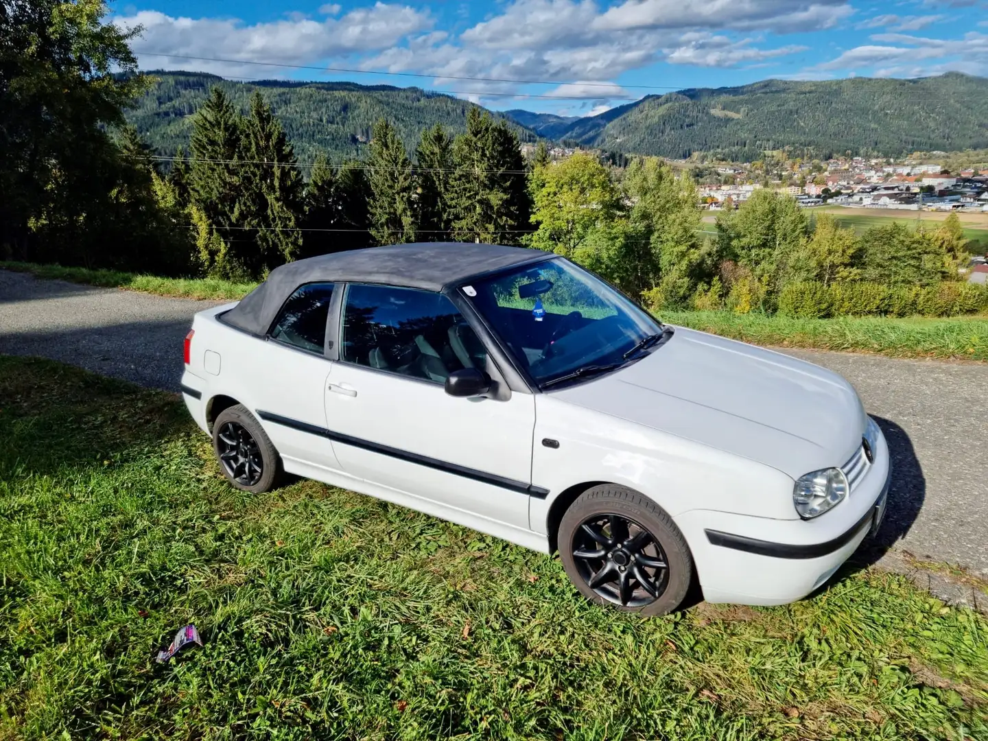 Volkswagen Golf Cabriolet Cabrio Trendline TDI Blanc - 2