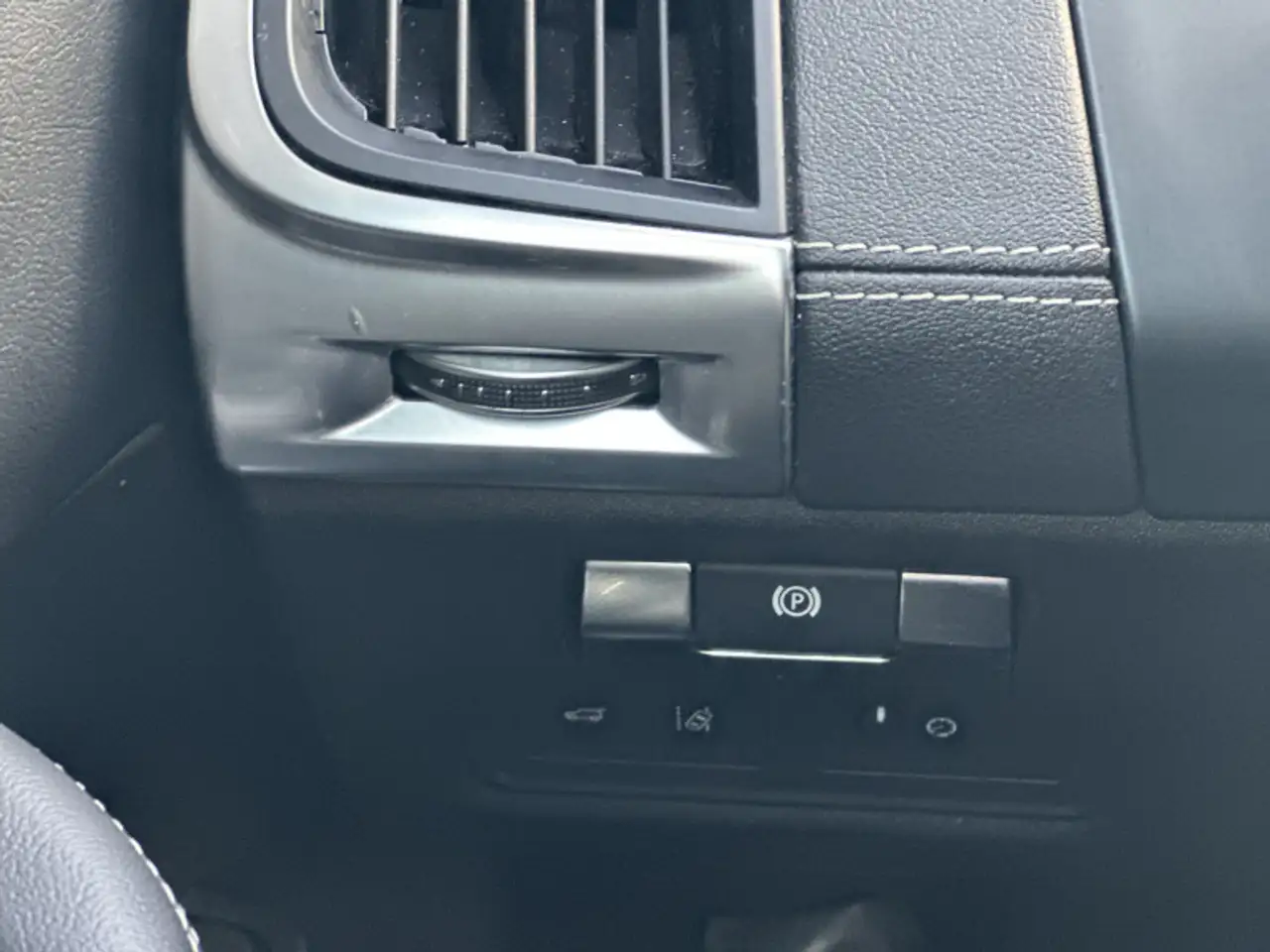 Jaguar E-Pace снимка Jaguar E-Pace