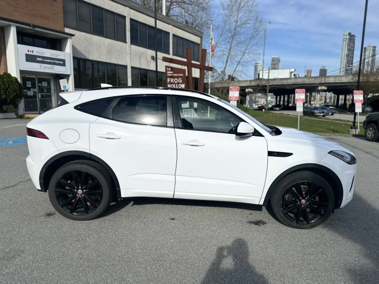 Jaguar E-Pace снимка Jaguar E-Pace