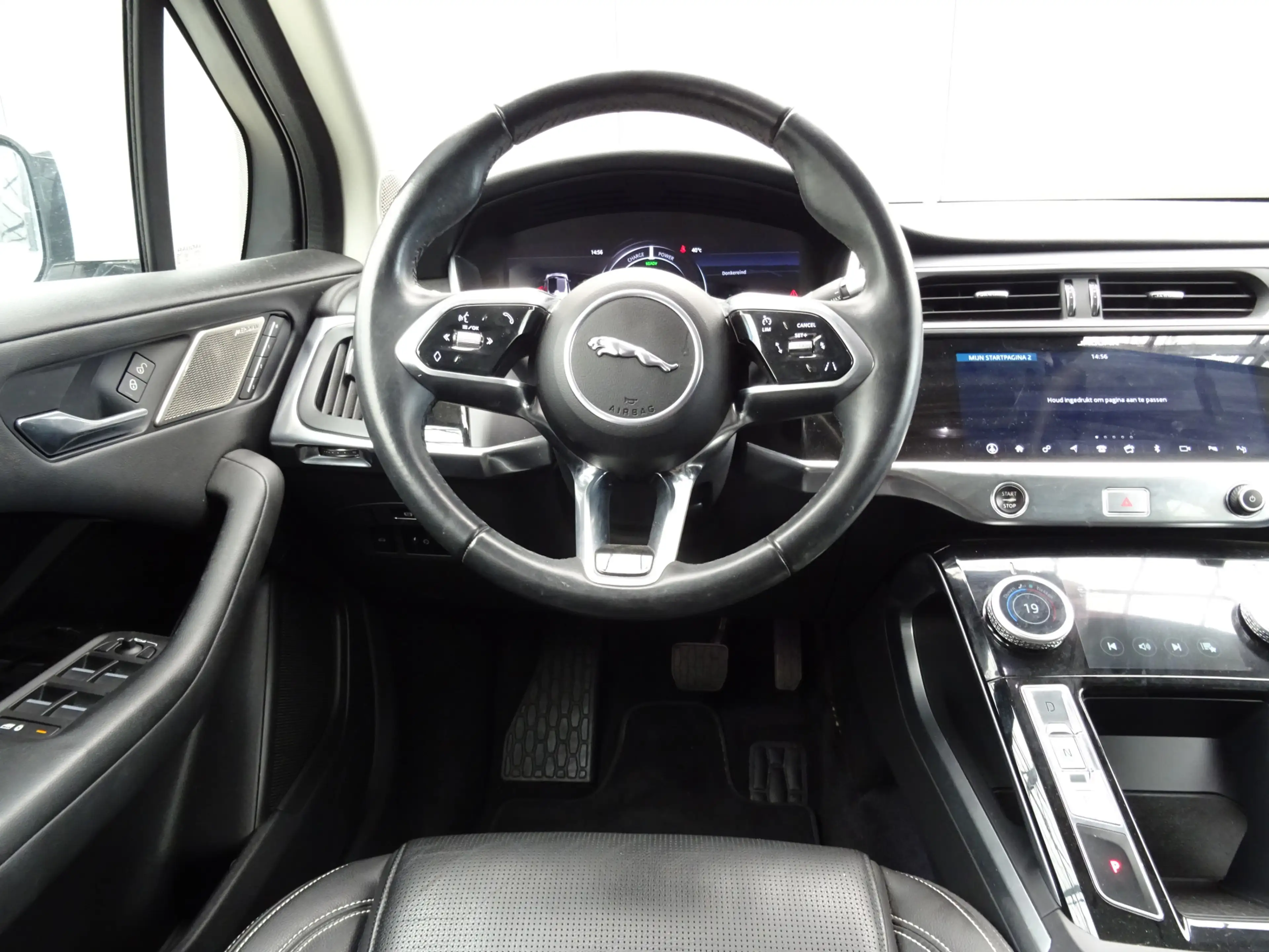 Jaguar I-Pace EV400 Business Edition SE 90 kWh * LEER * PANORAMA — photo 11