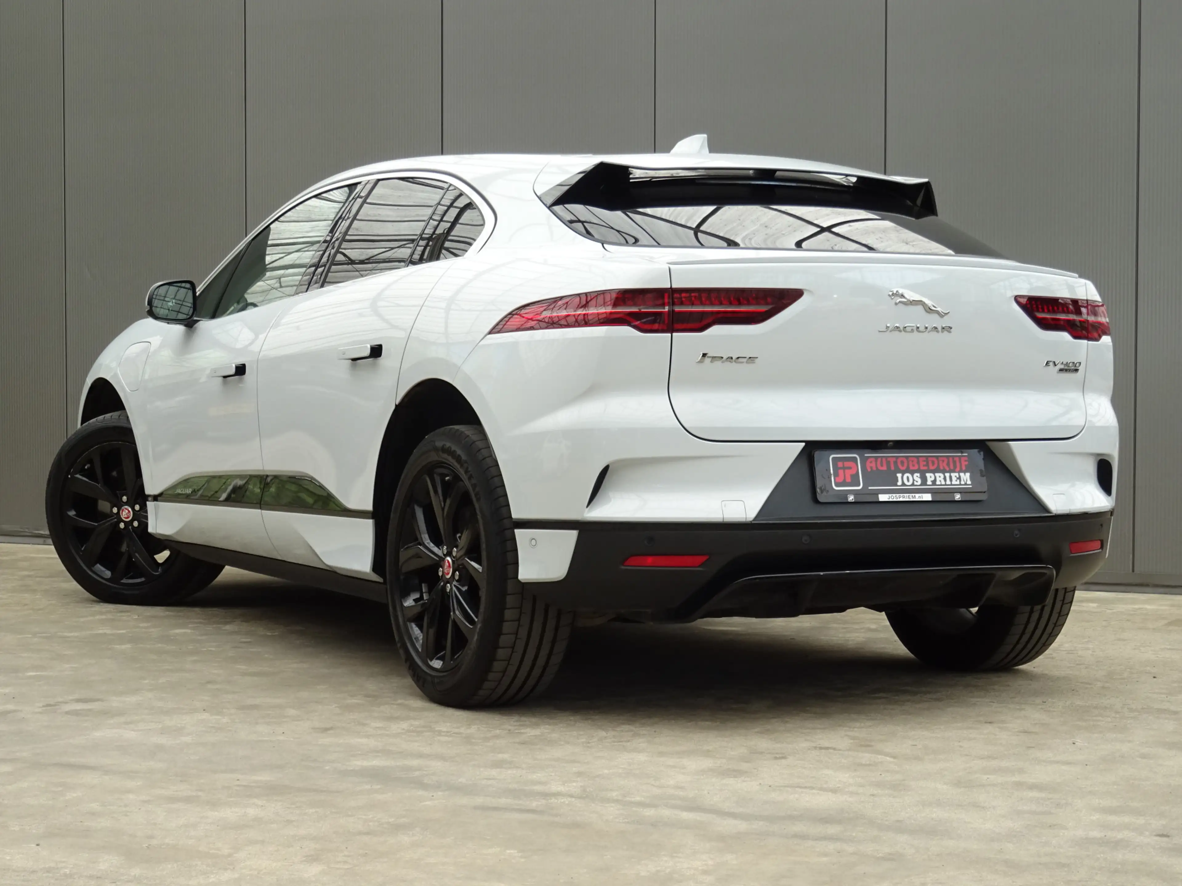 Jaguar I-Pace EV400 Business Edition SE 90 kWh * LEER * PANORAMA — photo 2